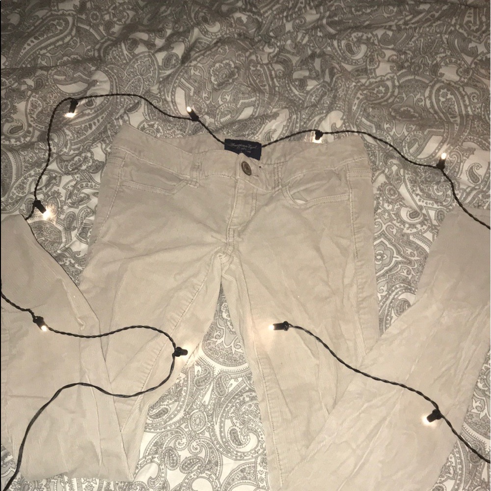 Kaki jeans